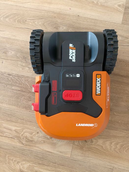 Robót koszący Worx landroid