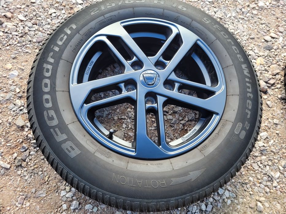 Koła Alufelgi 5x114.3  Dacia Duster  i inne opony zimowe 215 65 r16
