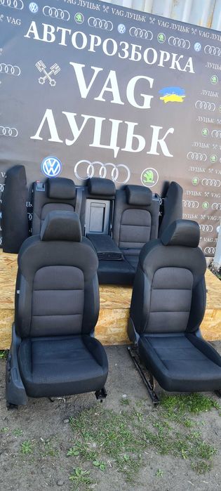 Сидіння + Карти на Skoda Superb 2 ліфтбек салон обшивки дверей