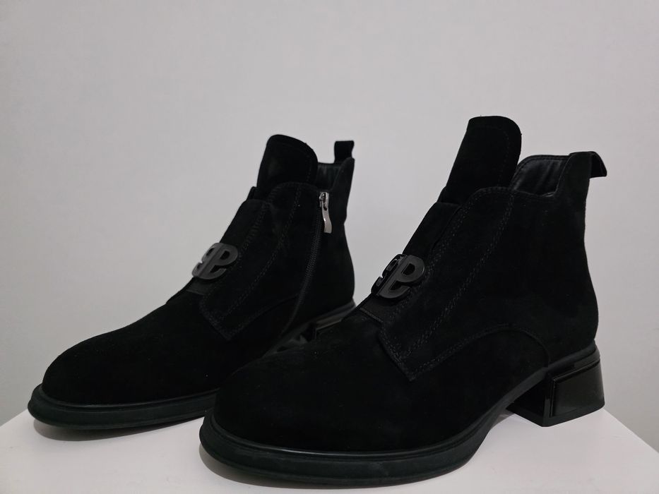 Buty damskie półbuty botki 37 nowe