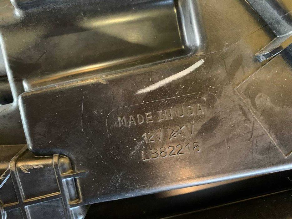 Фара  Tesla model 3 Highland