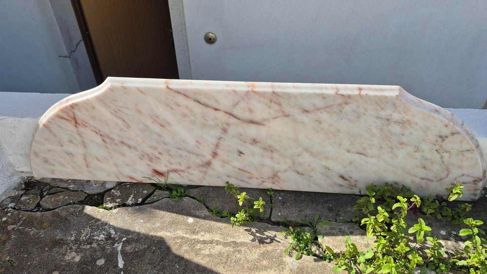 Pedra marmore para aparador.