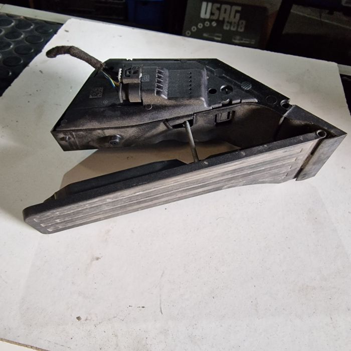 Pedal de acelerador Mercedes-Benz w205