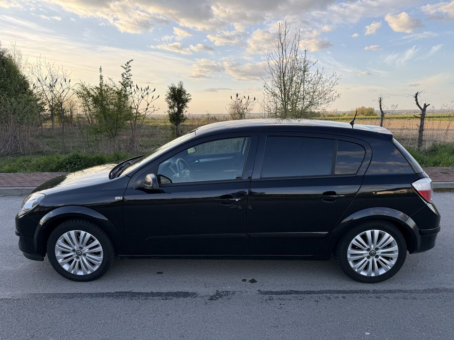 Opel Astra H 1.6 2004.