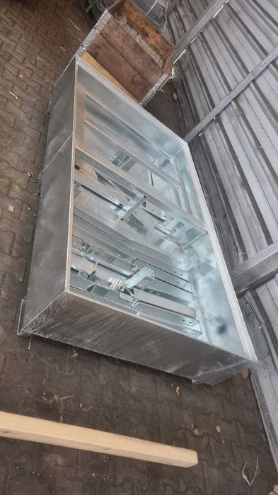 Konstrukcje stalowe, stojaki i wanny pod IBC, spawanie, montaż, projektowanie