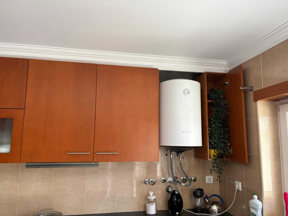 Móvel completo de cozinha,fabricado n orte de Portugal