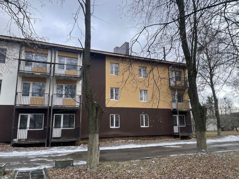 Новобудова 17 км від міста Рівне - 530 Дол м.кв