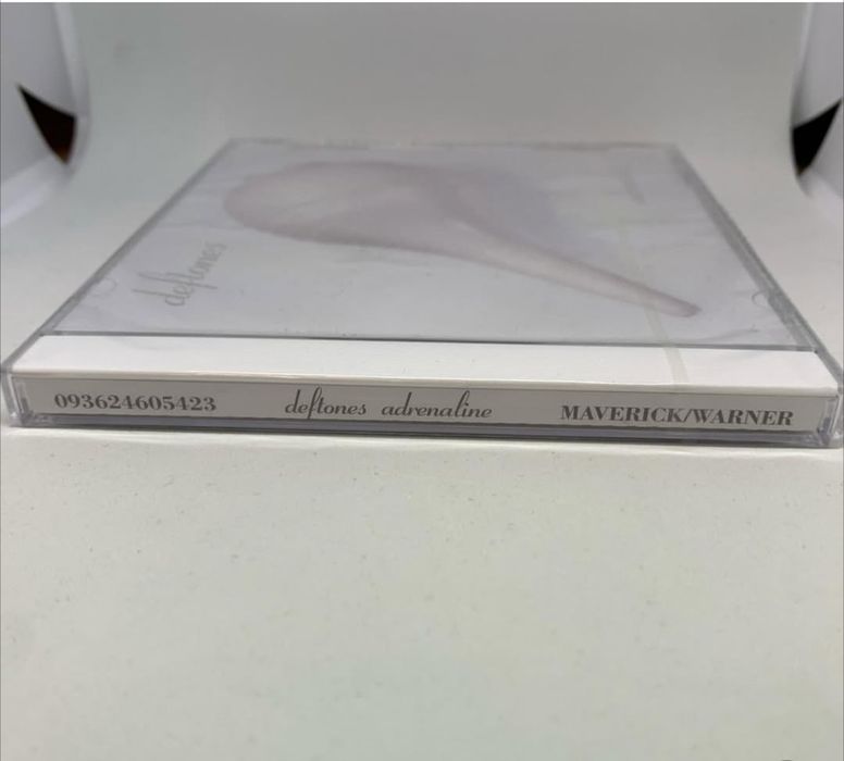 Фірмовий компакт диск CD Deftones - Adrenaline (New) Maverick UE