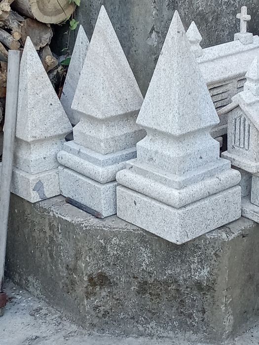 Pirâmides de granito