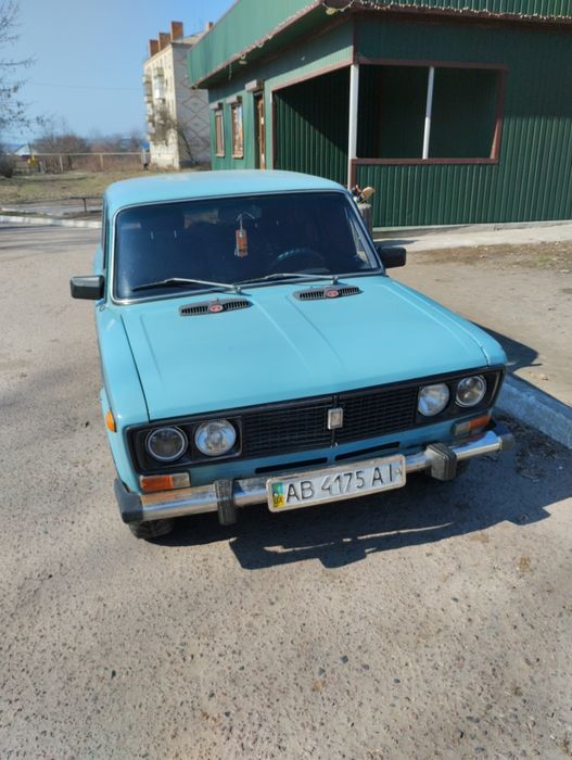 Автомобіль ваз 2106