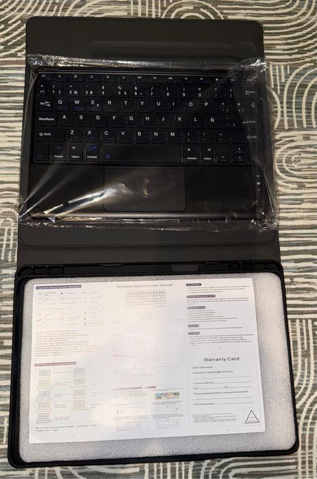 Capa com Teclado Bluetooth Samsung Galaxy Tab A7 – Nova