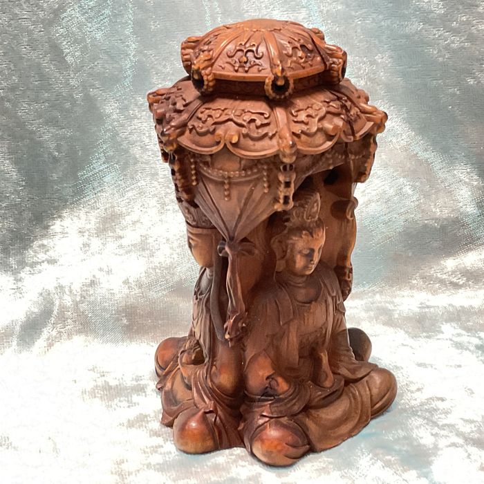 Escultura em madeira exótica 10 cm