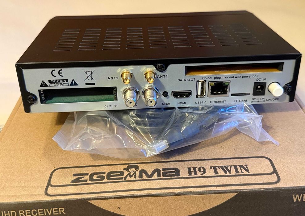 Dekoder satelitarny Zgemma H9 TWIN 4K UHD HEVC 8 GB WiFi