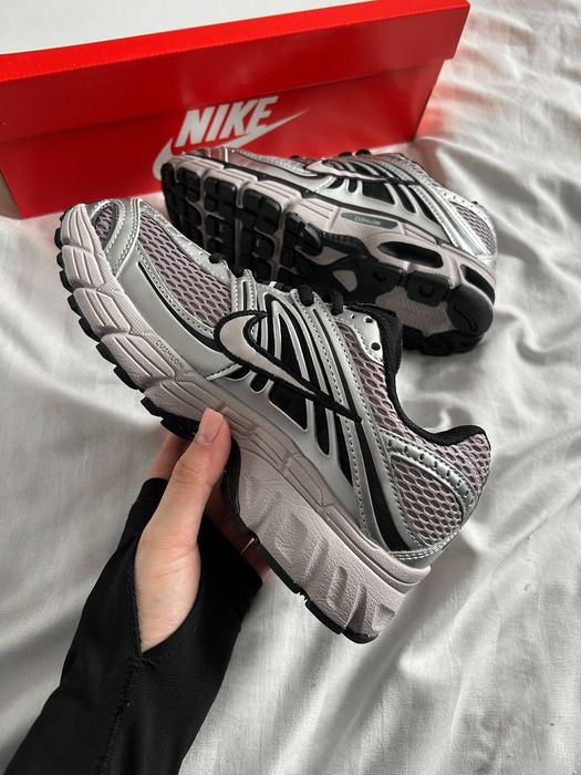 Жіночі Nike Air Max Moto 2K