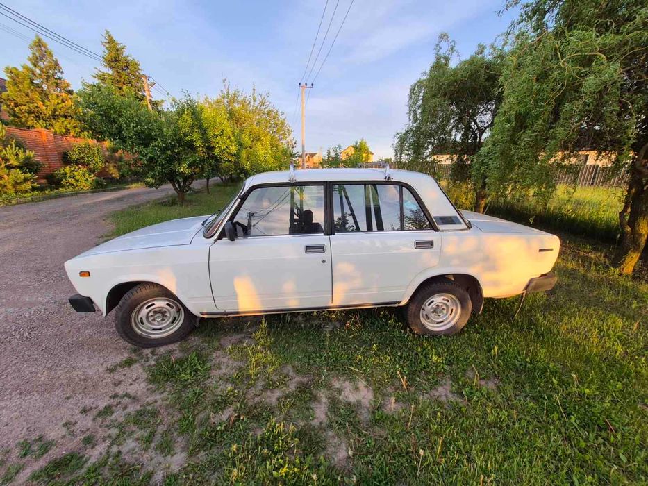 ВАЗ / Lada 2105 1983 VIN XTA210530D0465148 фото оголошення 2 з 7