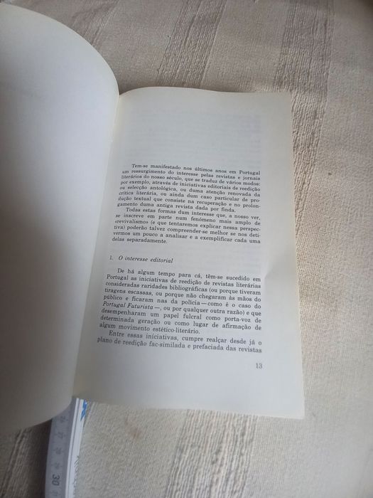 livro sobre revistas literárias portuguesas século xx