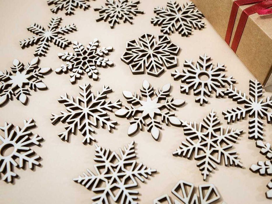 Лазерная резка и гравировка фанеры, оргстекла, пластика и т.д.