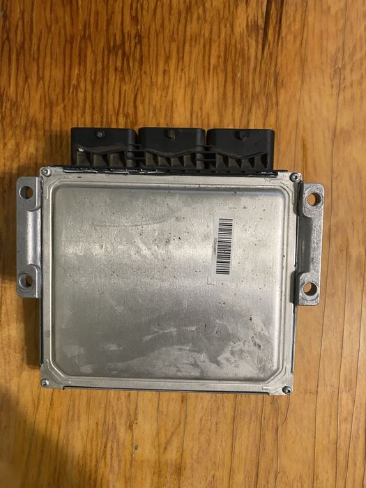 Блок Управления двигателем ЕБУ Peugeot 1.6 2