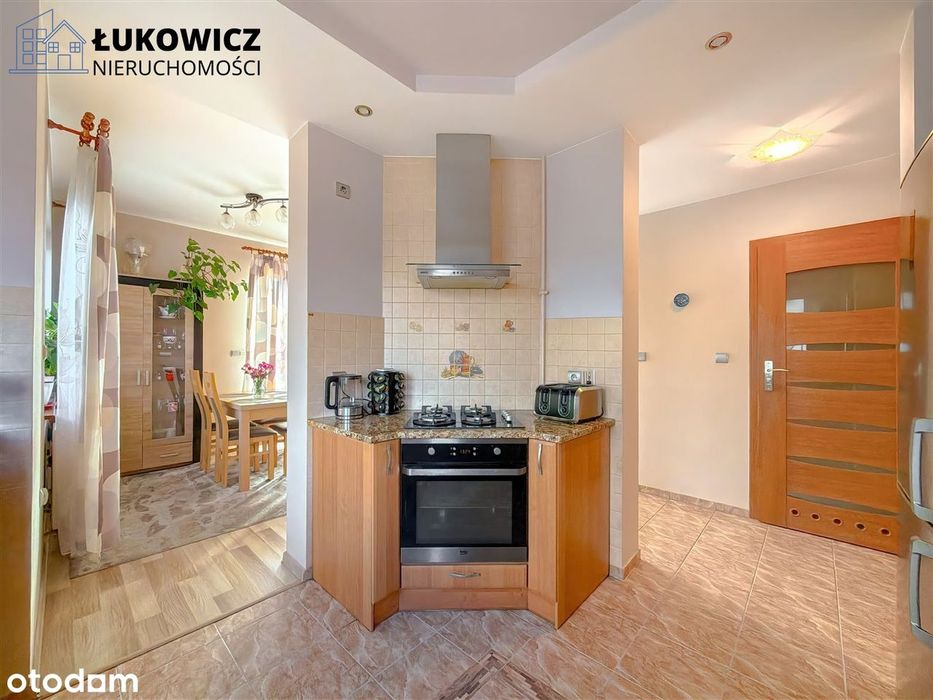 Komfortowy dom z widokiem na góry –Kozy!