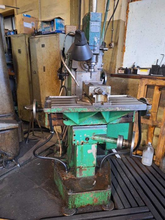 Frezarka narzędziowa FNC 25