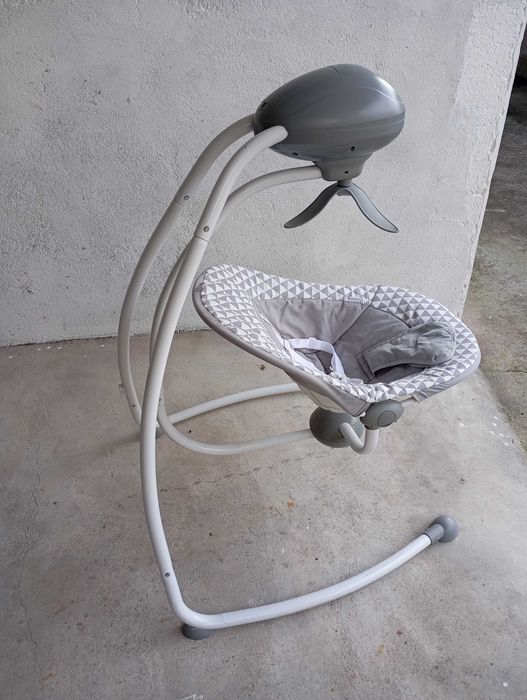 Baloiço elétrico para bebé
