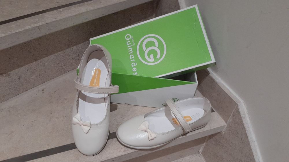 Sapatos menina nr 32