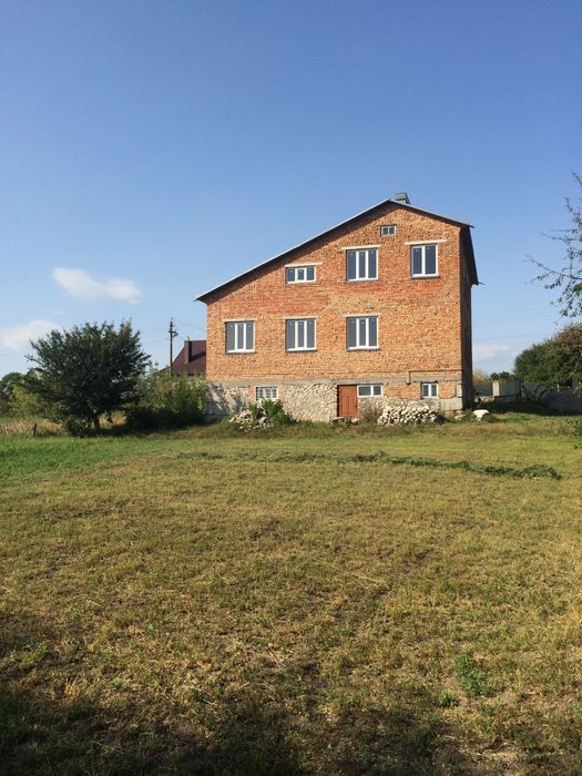 Продаж нового 2 поверхового будинку Волочиськ