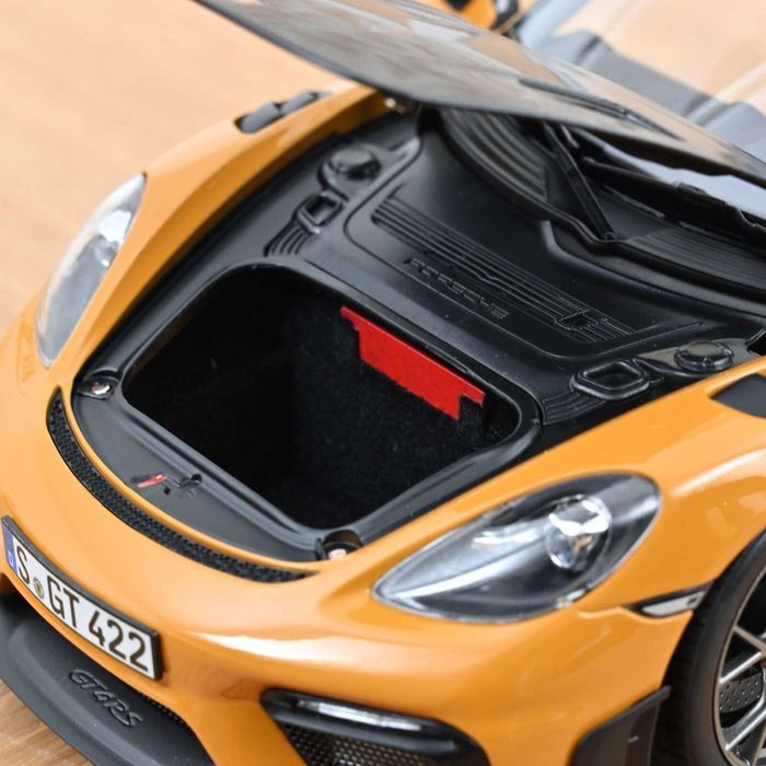 Porsche Cayman GT4 RS w/Weissach Pack 2023 Bahama Yellow Norev 1:18