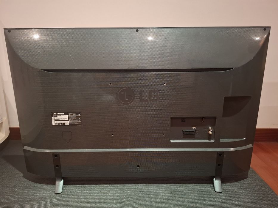 Vendo TV HD Led LG 43LH510V 108cm