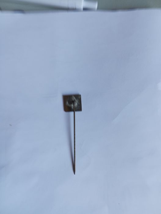 Alfinete de lapela em metal do Instituto Nacional Dador De Sague