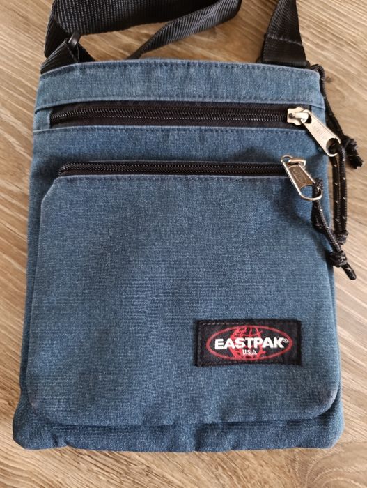 Сумка через плече, месенджер  Eastpak Rusher