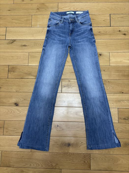 Guess jeansy bootcut rozmiar 24 /xs na ok. 152/158