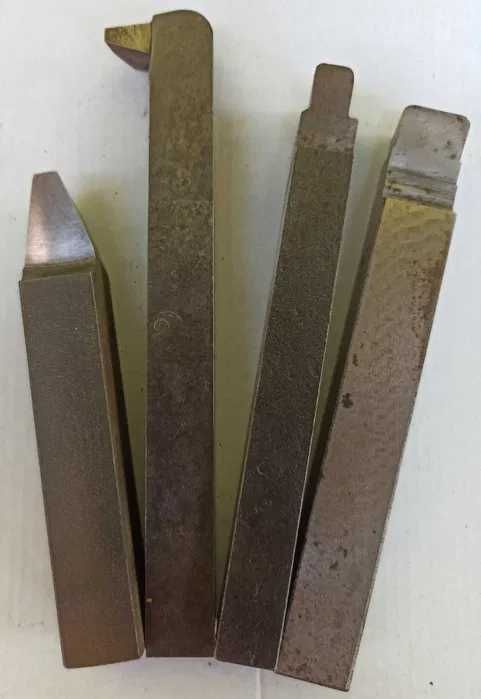 Nóż noże tokarskie stal szybkotnąca - zestaw mix 4 sztuki