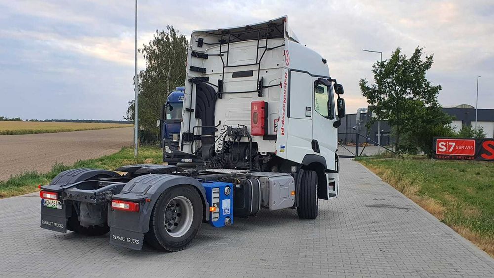 Wynajem Ciągnika Siodłowego Renault T z kompresorem + hydraulika dwuobwodowa