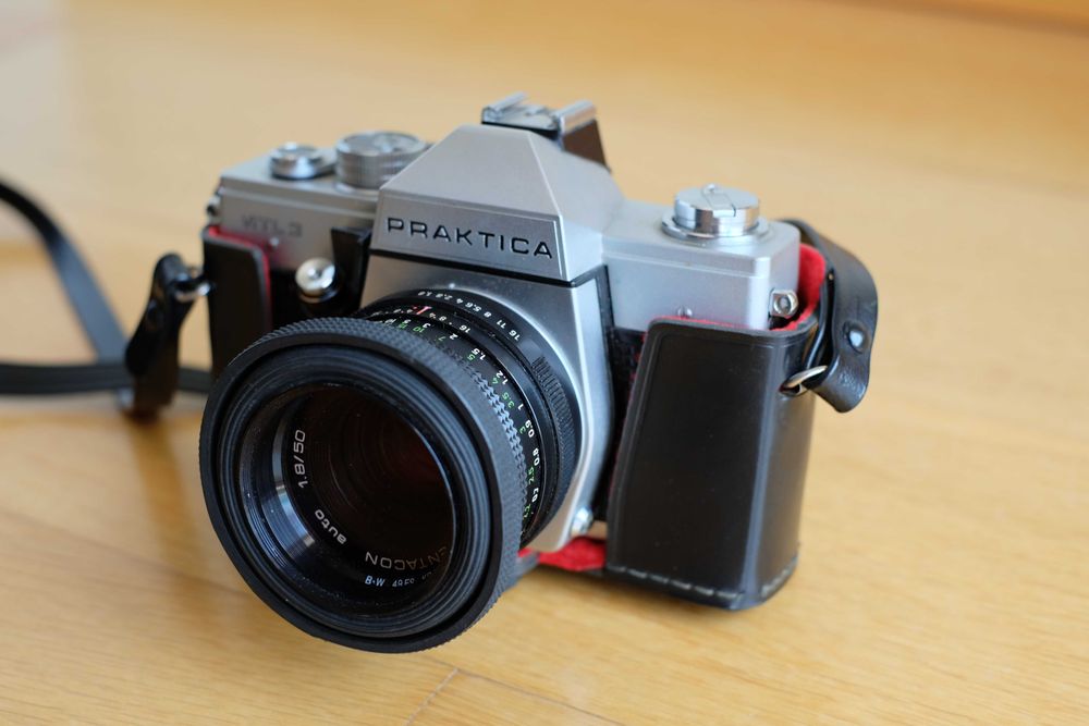 Praktica MTL3 - câmara fotográfica SLR