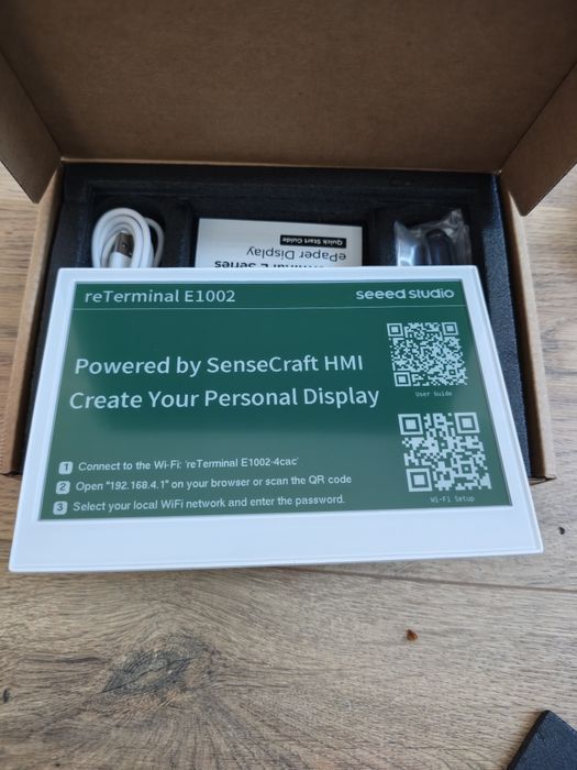 ePaper Seeed Studio reTerminal E1002 color e-ink