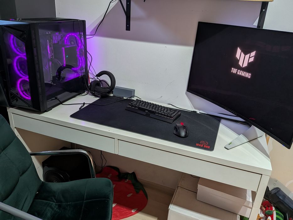 Komputer gamingowy Rtx 5070 Ryzen 7 7800x3d