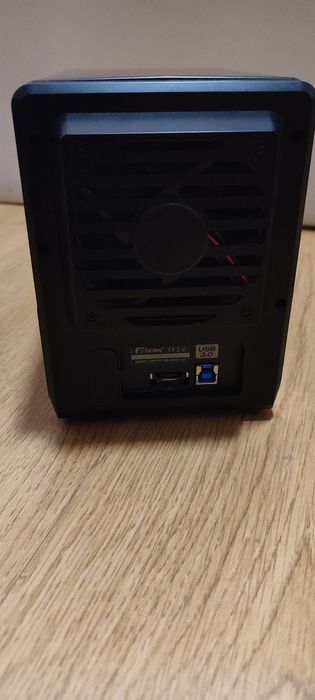 NAS Fantec QB-35US3-6G Caixa Externa 4xHDD 3.5" eSATA USB 3.0 4TB