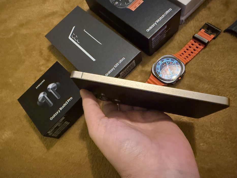 Samsung S25 Ultra 512GB + Watch Ultra + Buds Pro 3