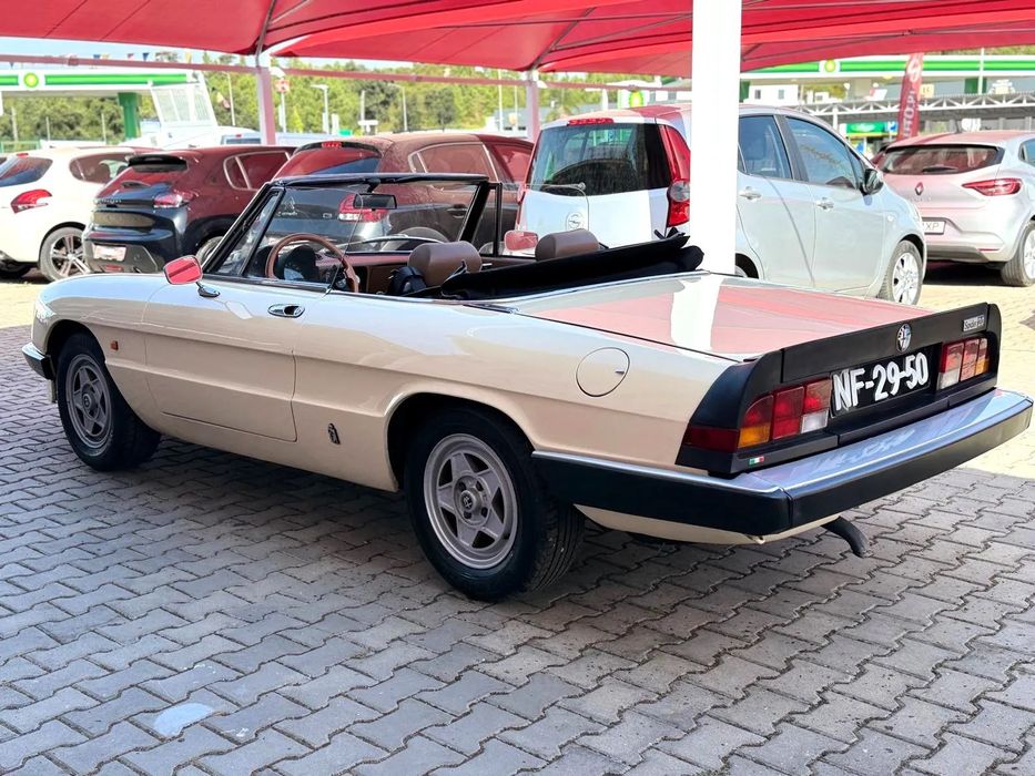 Alfa Romeo Spider