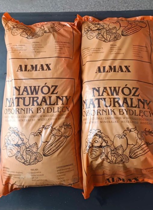 Kora sosnowa, ziemia ogrodowa, podłoże pod iglaki, torf