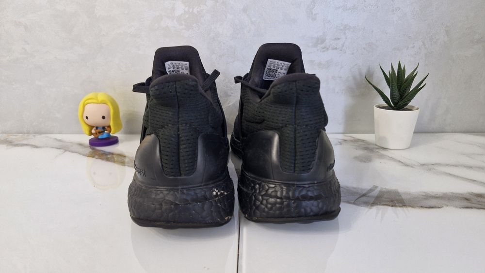 Кросівки Adidas Ultraboost.Розмір 46