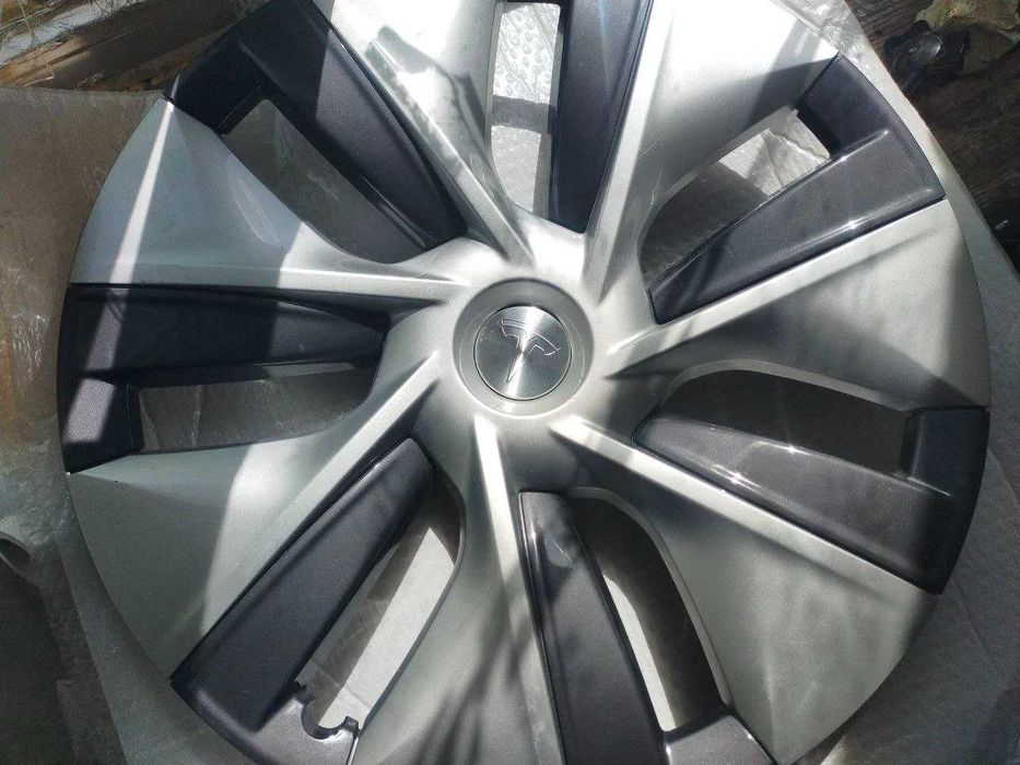 Tesla mоdel Y Колпаки 2шт.