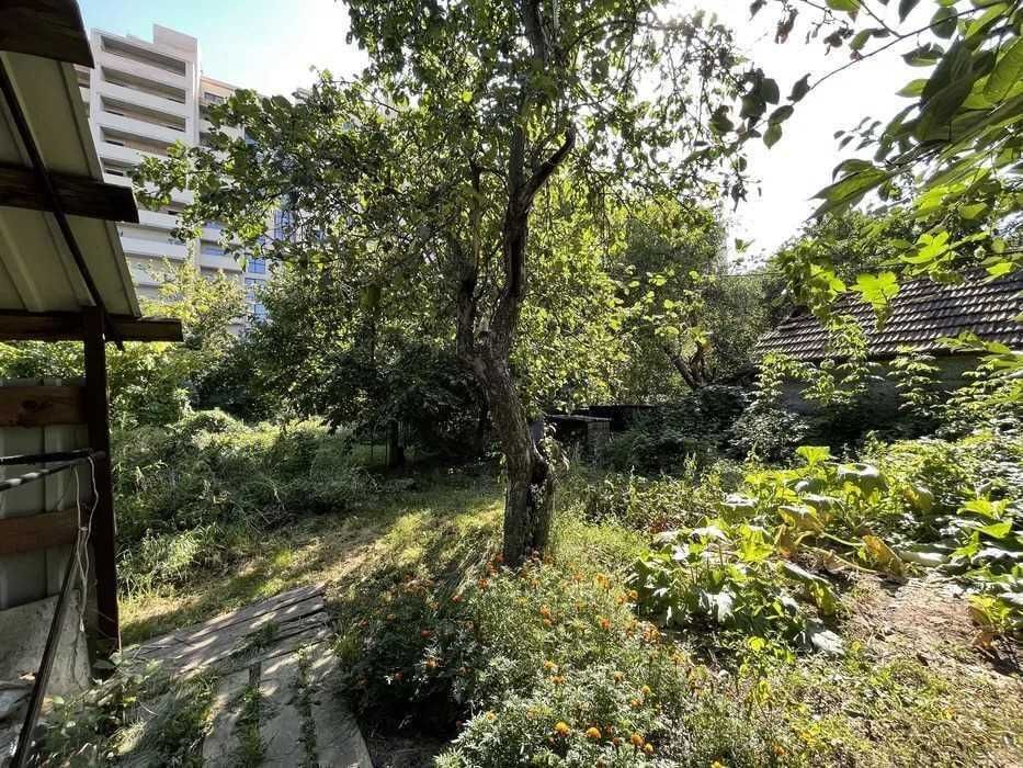 Ділянка на Гетьмана Сагайдачного.