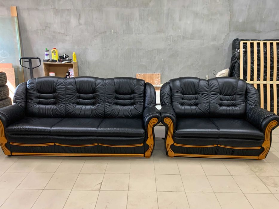 продаеться класическая  мебель в хорошем состояние