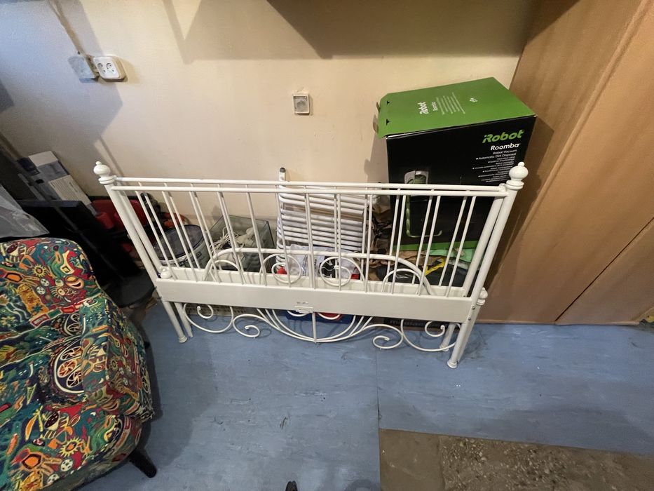 Łóżko metalowe stelaż biale Ikea Leirvik 140x200cm materac Ikea