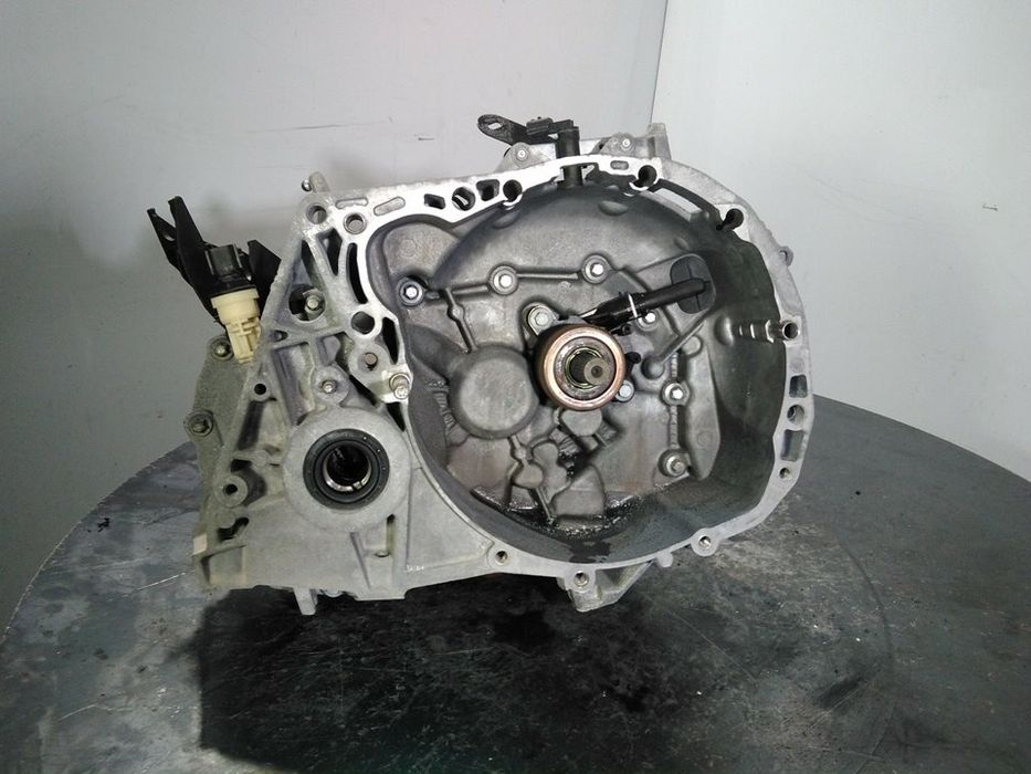 Коробка передач 1.5 1.6 1.9 1.8 2.0 Renault Kangoo Scenic Megane Logan