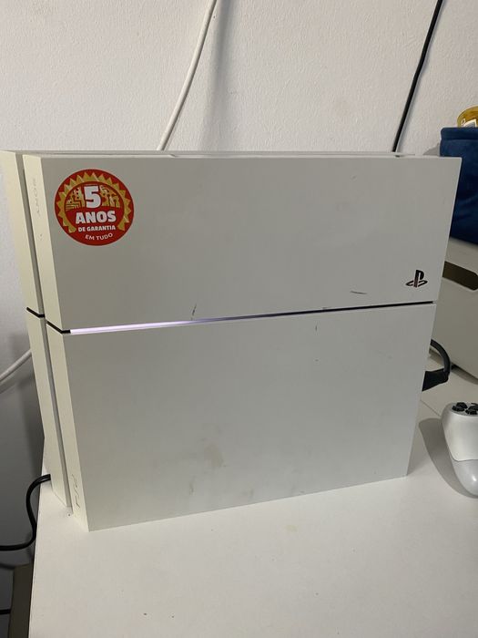 Playstation 4 Fat 500GB Branca
