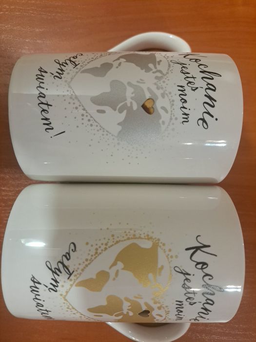 Dwie sztuki porcelany