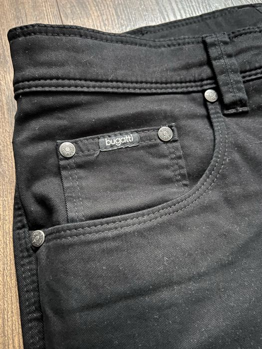 Bugatti spodnie męskie W34 L32 czarny kolor